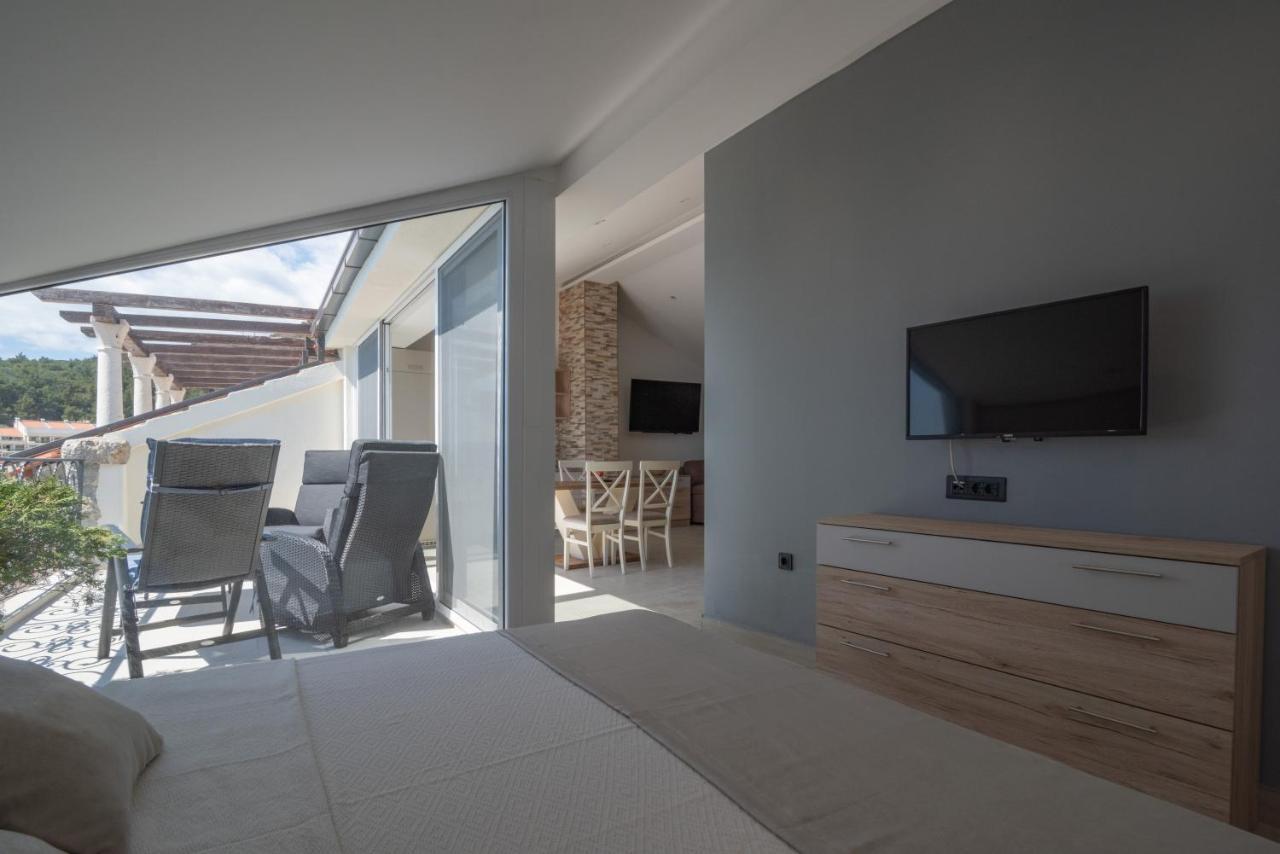 Deluxe Family Suite
