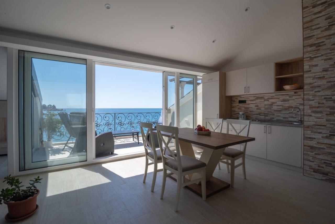 Deluxe Family Suite
