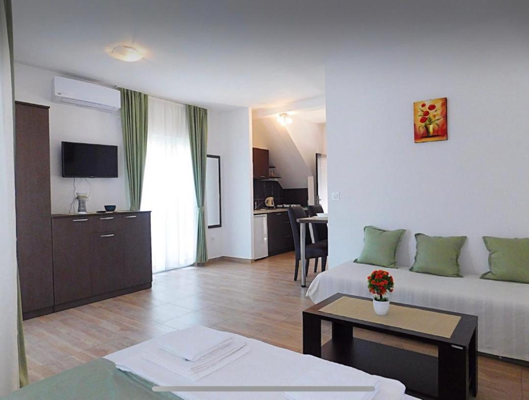Apartment with Terrace