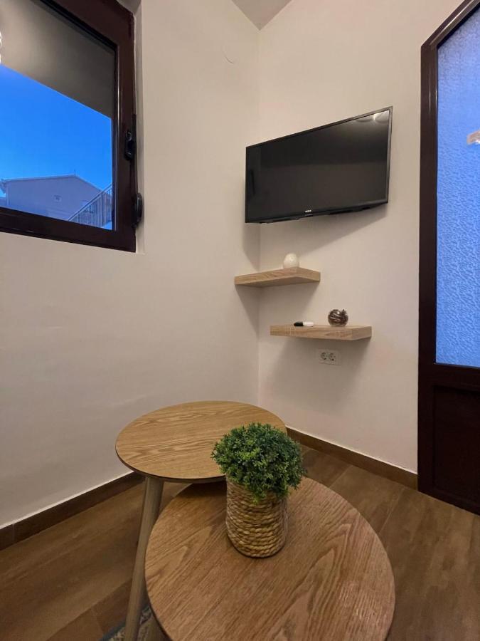 Studio with Terrace