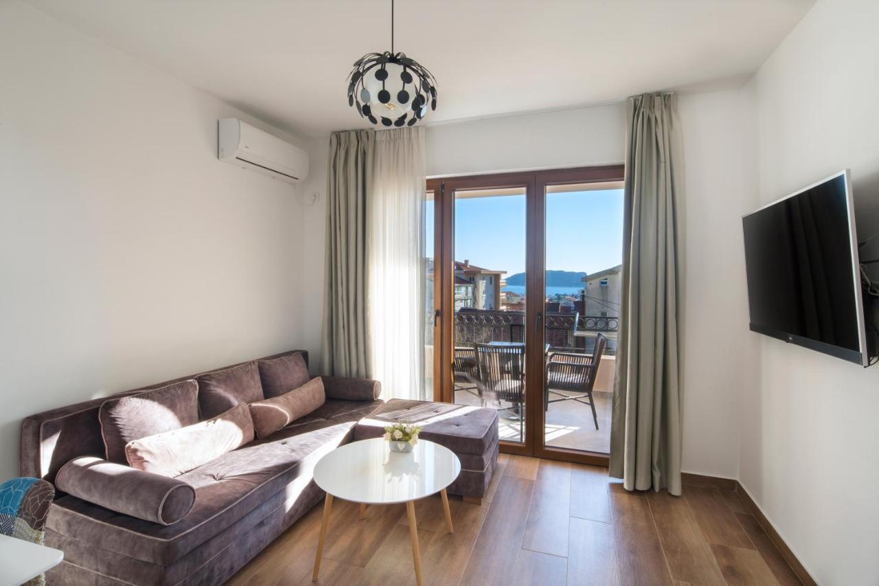 Apartment with Garden View,1185610258:JPEG