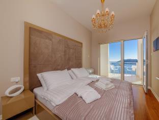 One-Bedroom Apartment Terrace Sea View,1219609600:JPEG