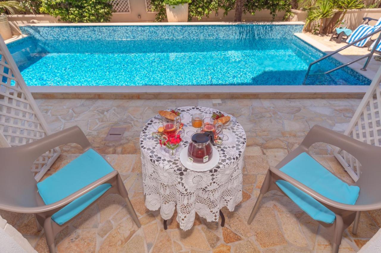 Apartment Terrace