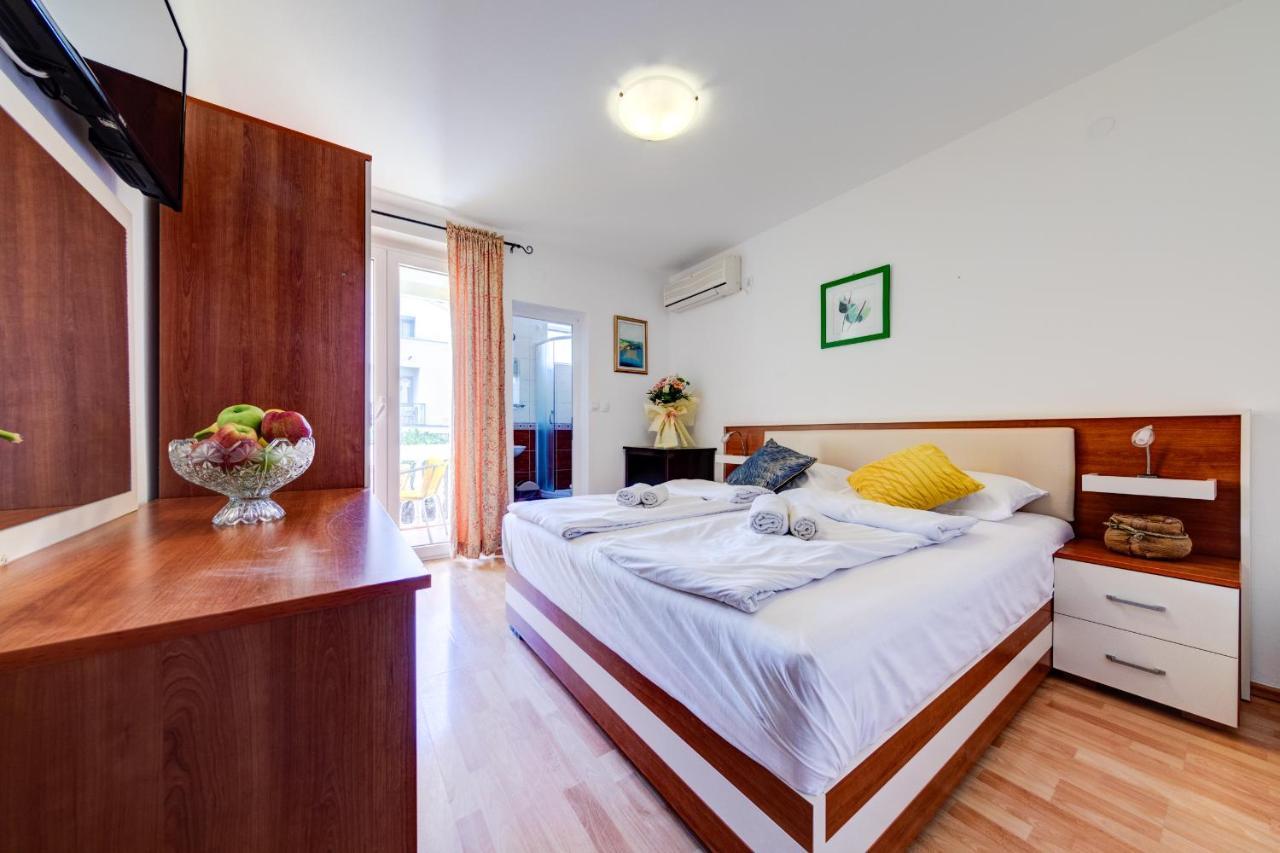 Doppelzimmer mit Balkon