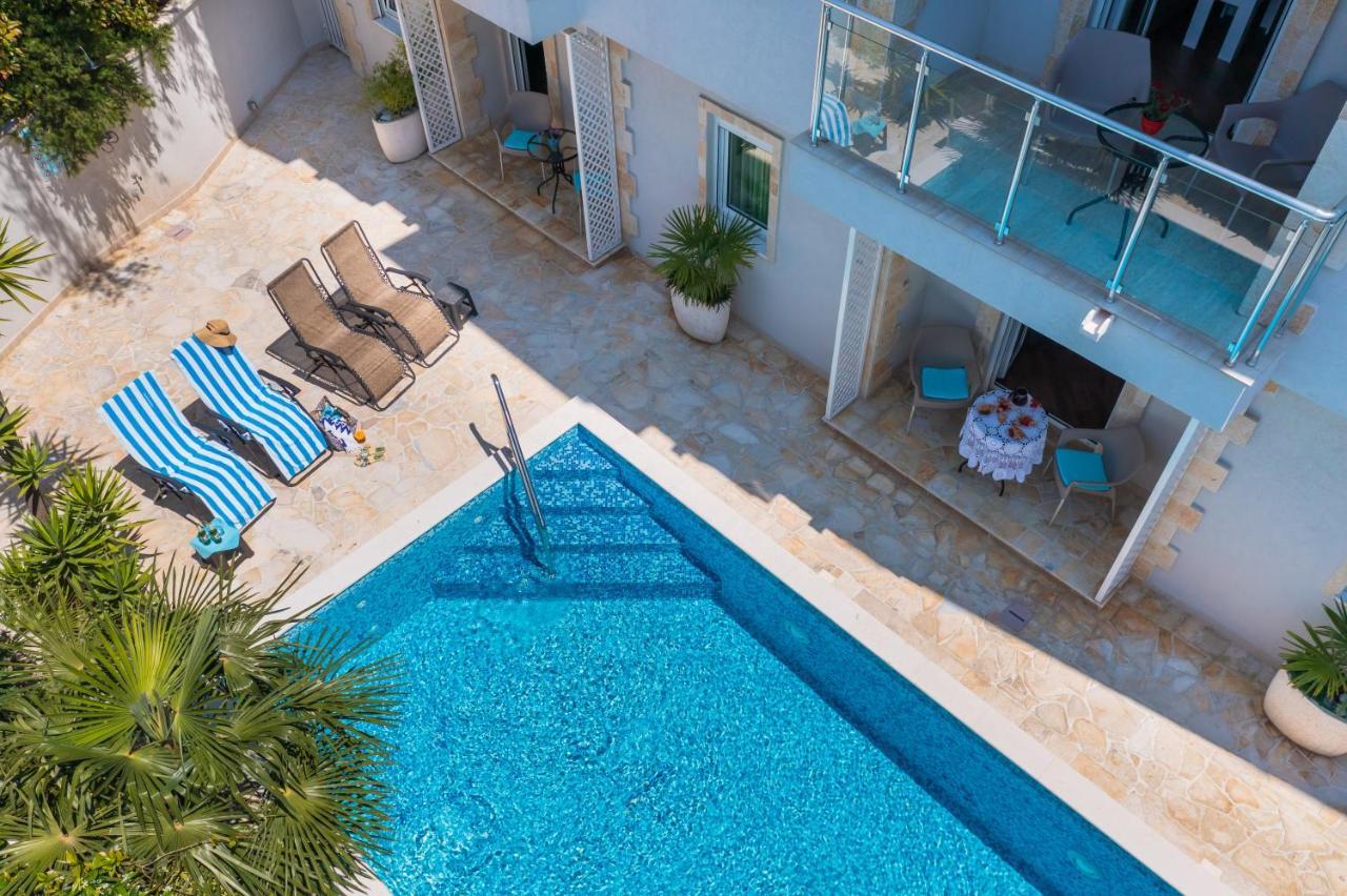 Apartment Terrace