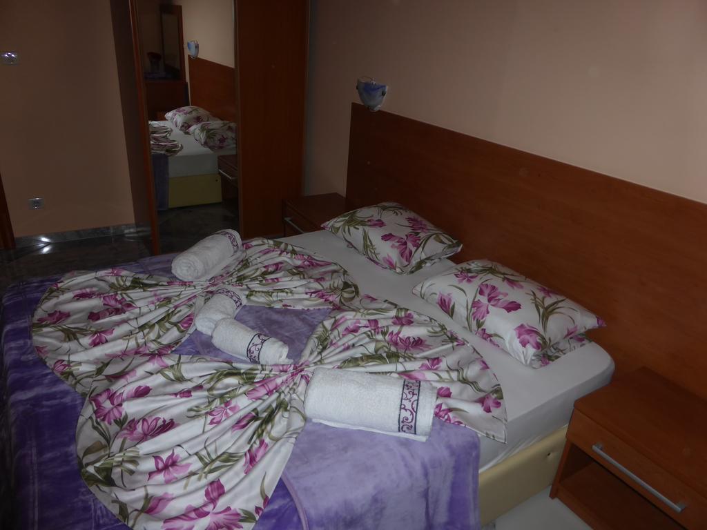 Studio,253535909:JPEG