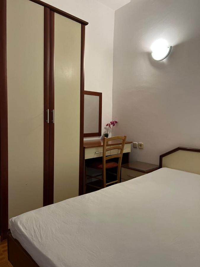 Economy Double Room,1350339397:JPEG