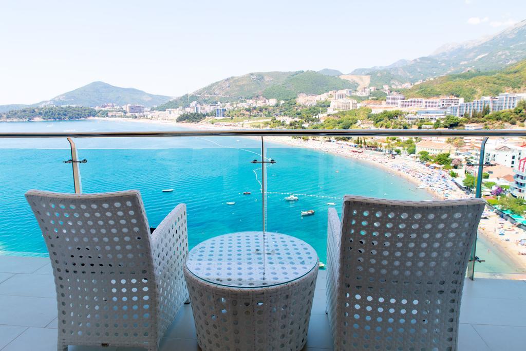 Suite with Sea View
