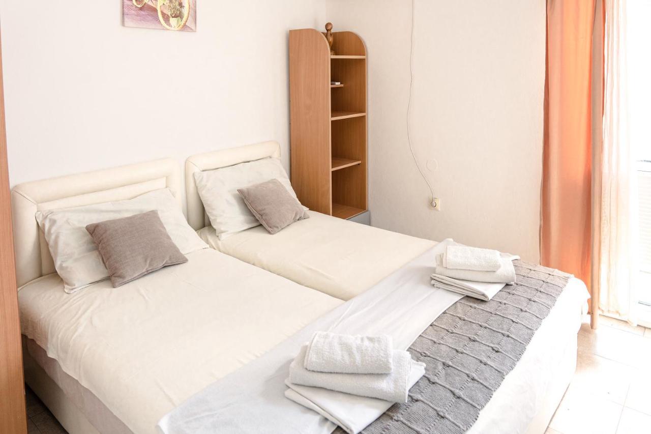 Double Room with Private External Bathroom