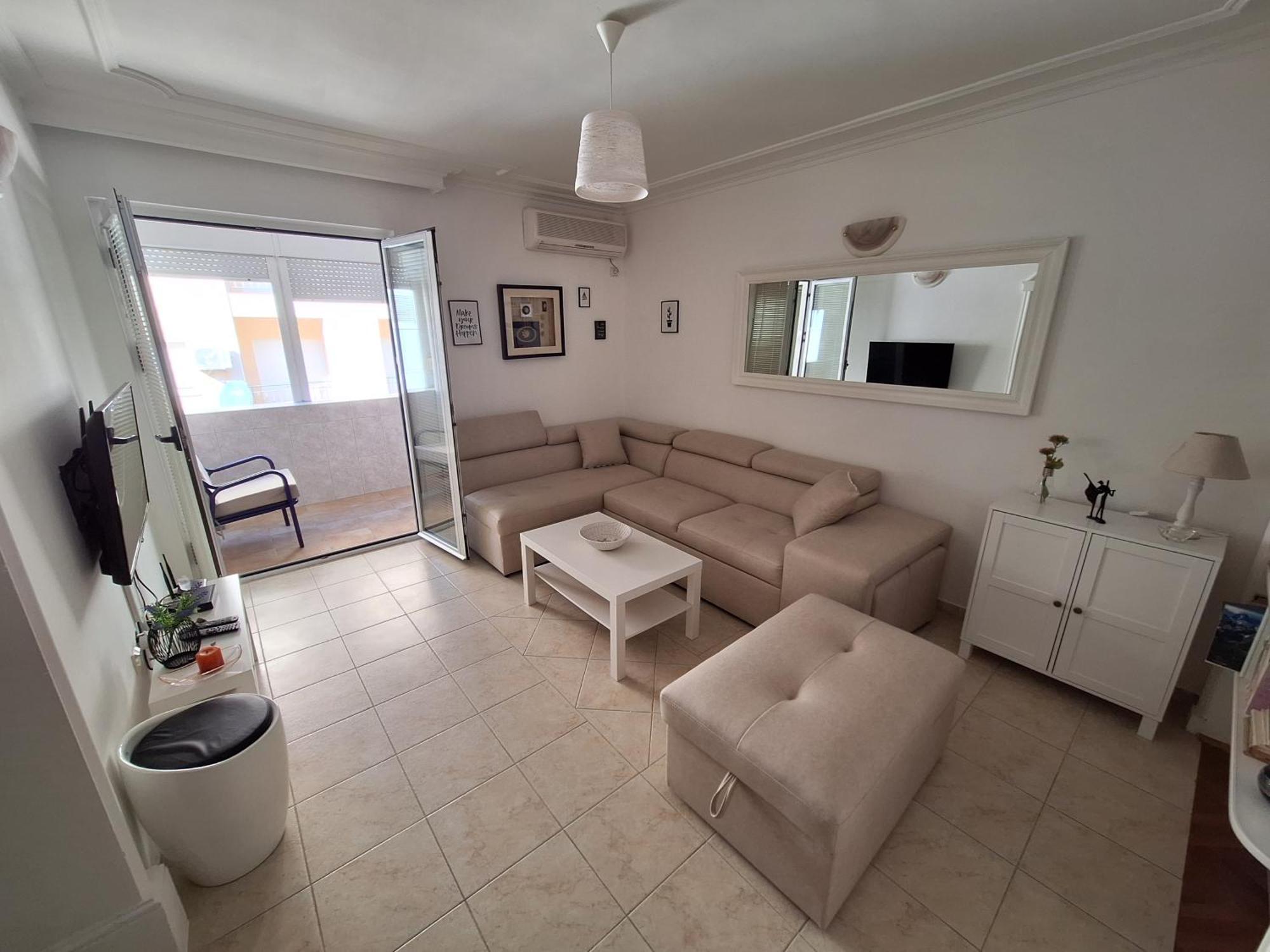 Two-Bedroom Apartment,1500775753:JPEG