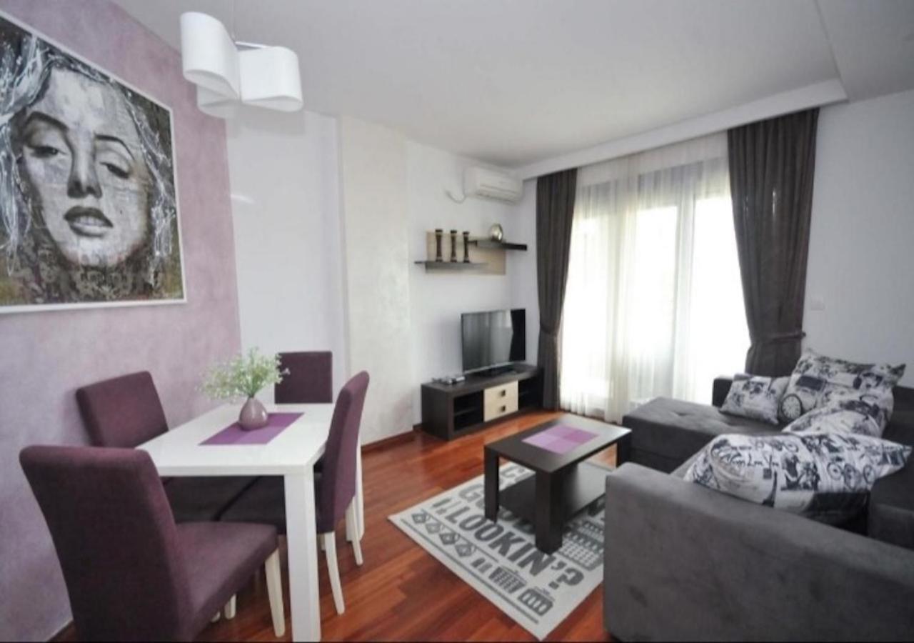 One-Bedroom Apartment View