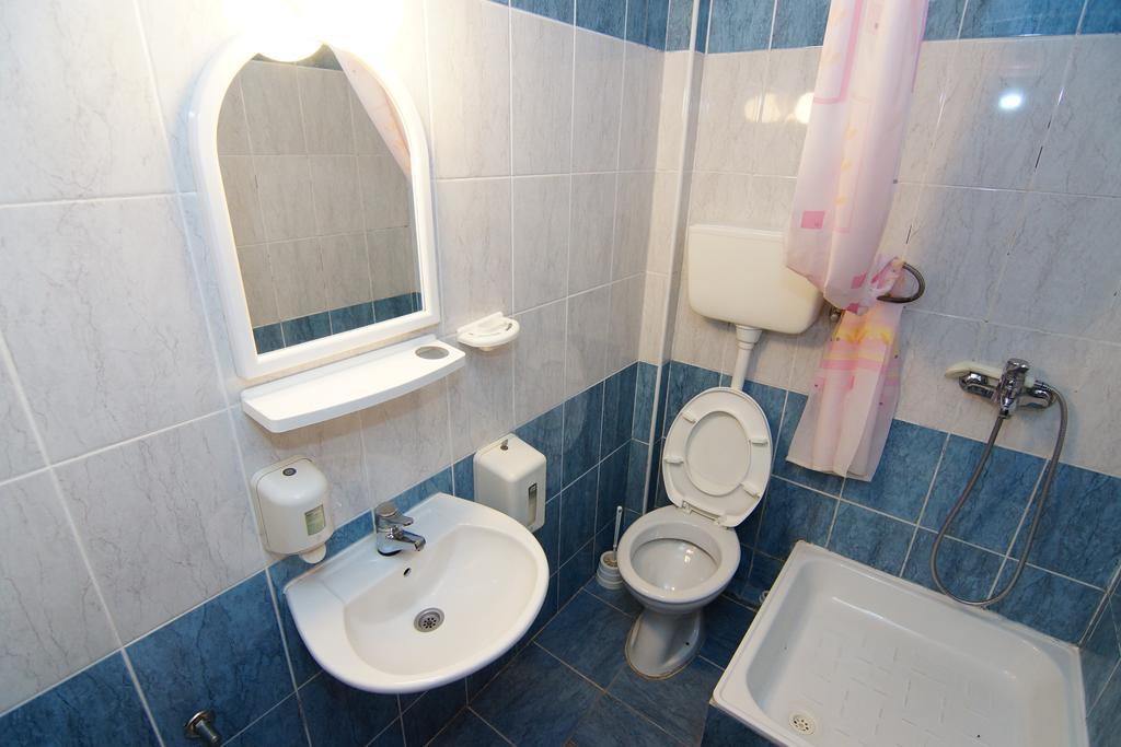 Appartement met 1 Slaapkamer, Terras en Gedeeltelijk Uitzicht op Zee (4 Volwassenen)
