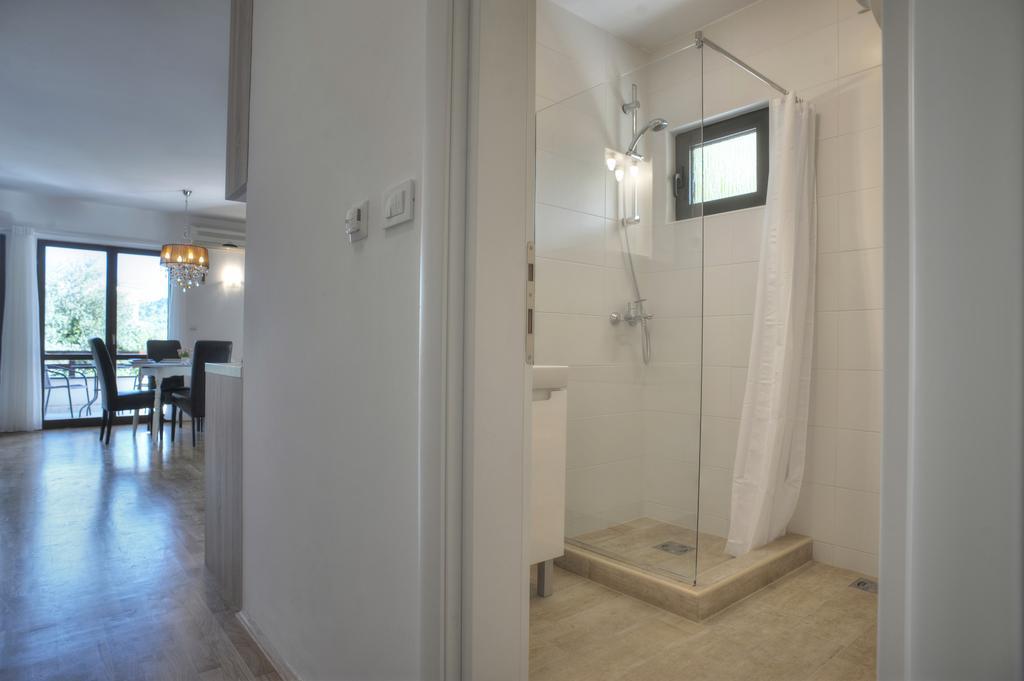 Family One-Bedroom Apartment Sea View