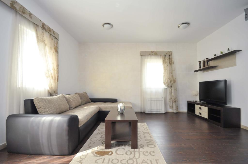 One-Bedroom Apartment Balcony