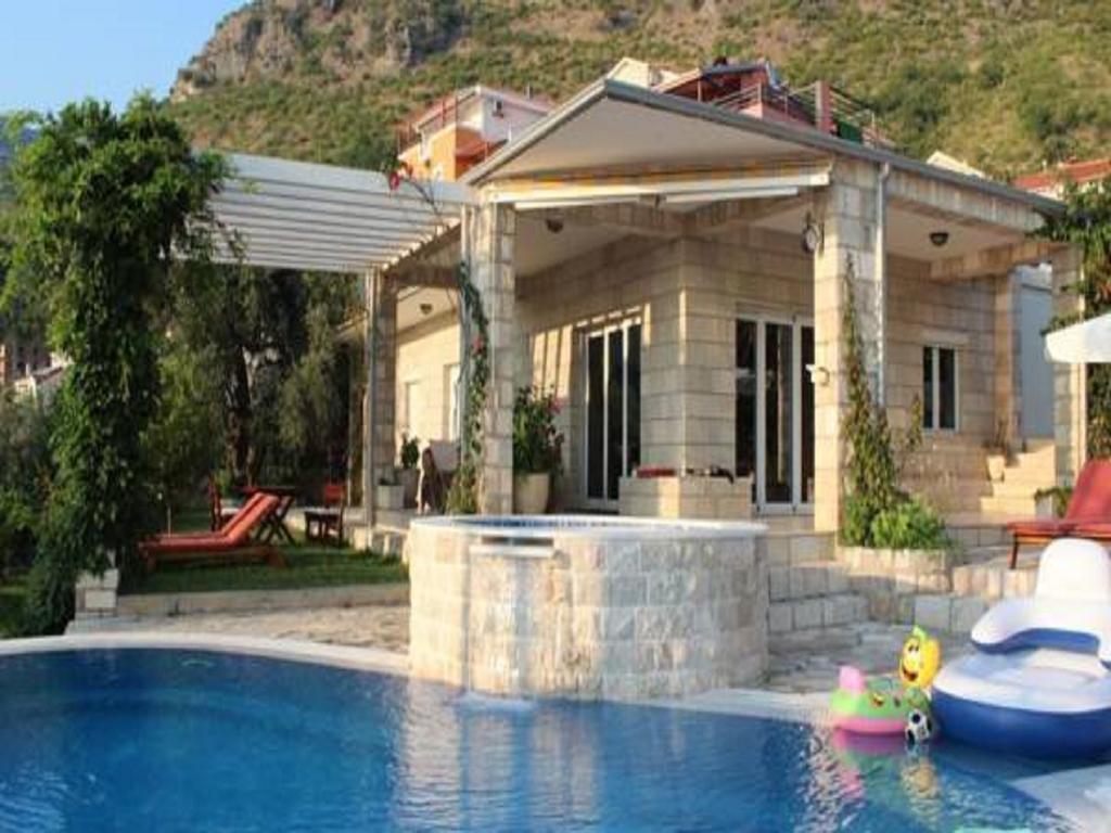 Villa Private Pool,389308673:JPEG