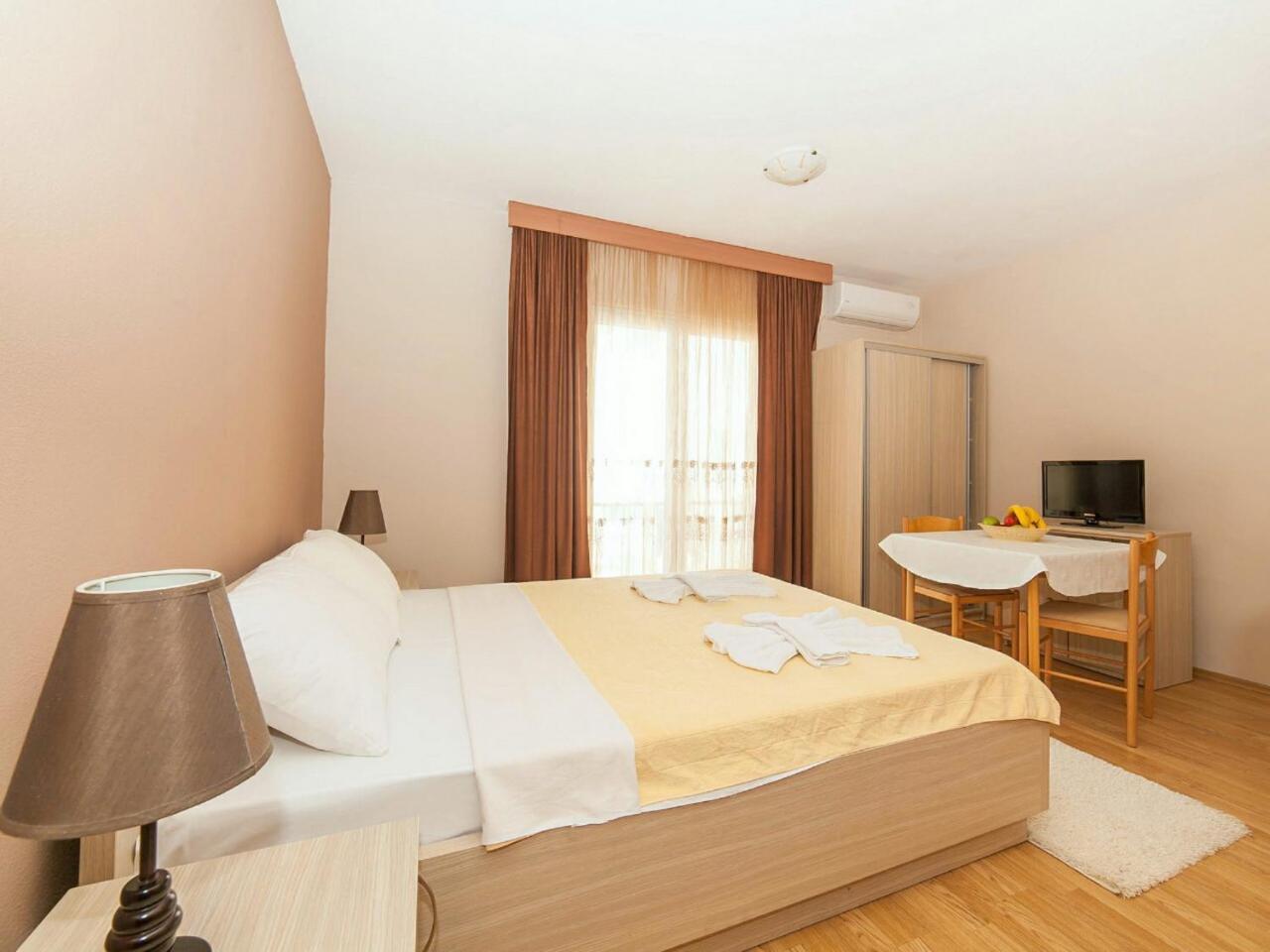 Double Studio,766496455:JPEG