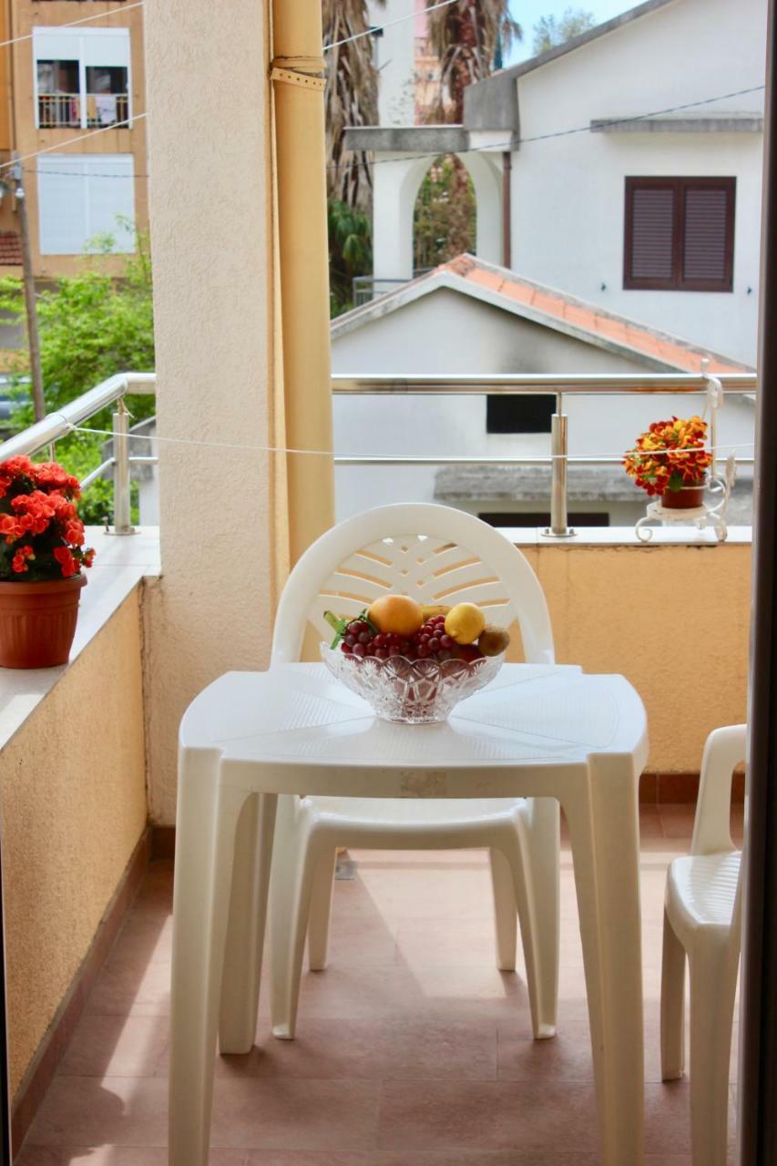 Studio Terrace