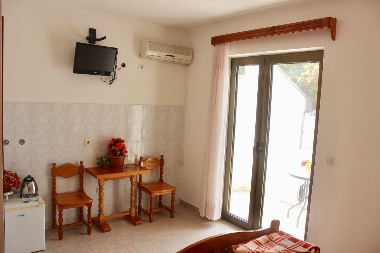 Double Room Garden View