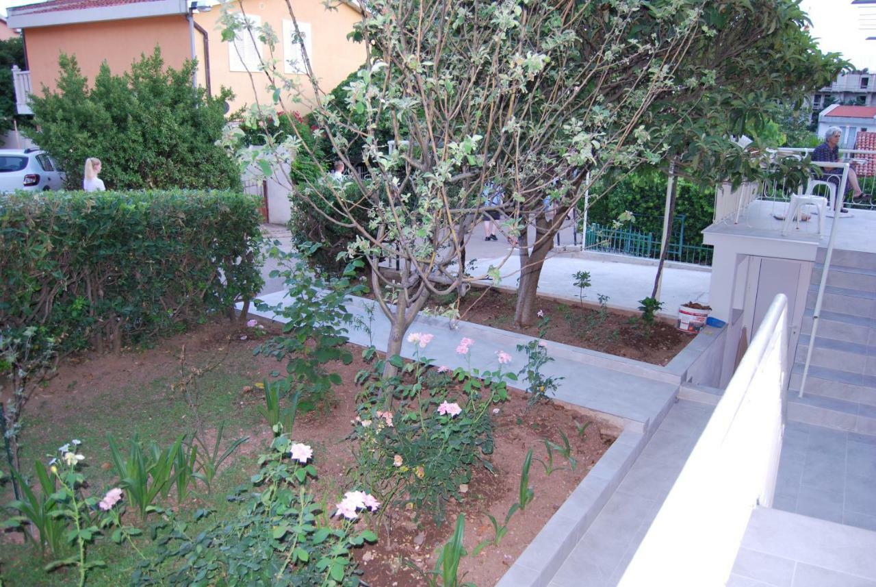 Studio Garden View,819926570:JPEG