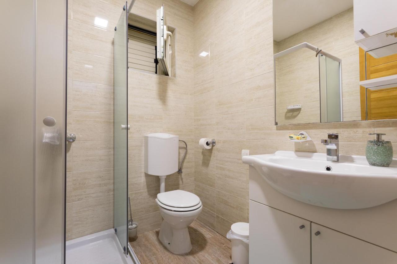 Appartamento con 2 Camere da Letto