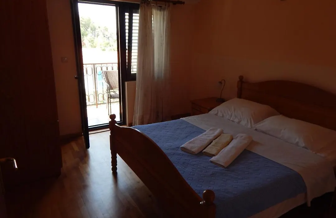 Apartment Teodora Lux-1
