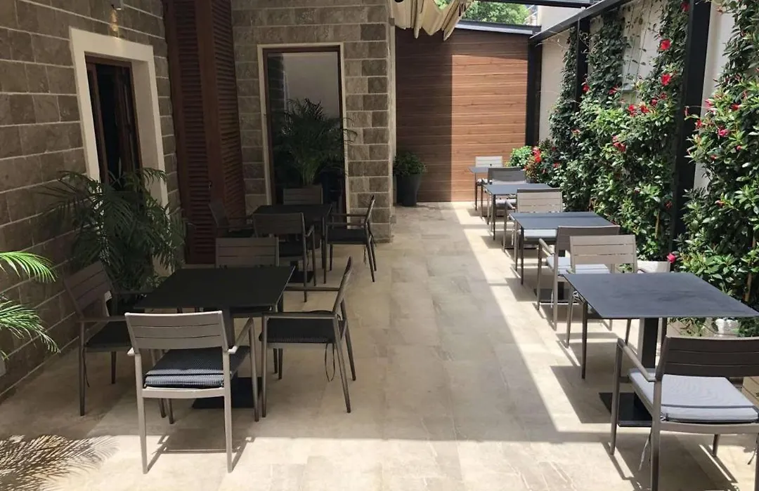 Hotel Vela-1