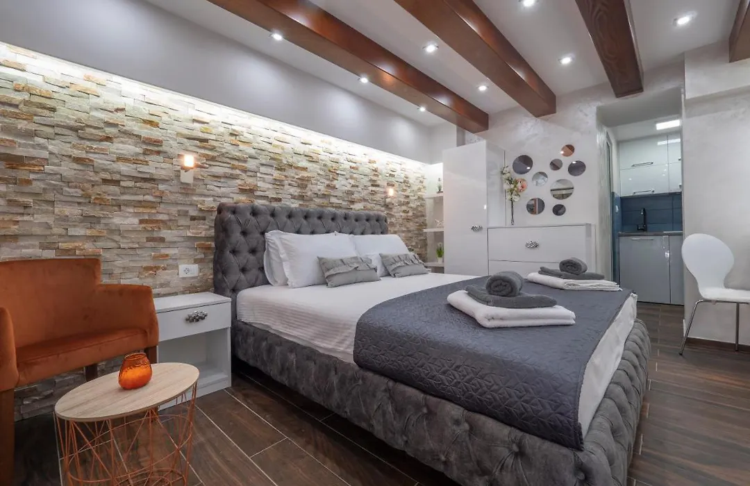 Luxury Boutique Studio-1