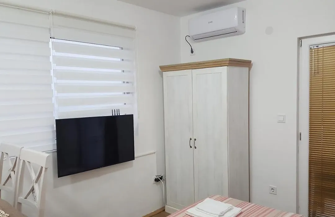 Sea View Studio-1