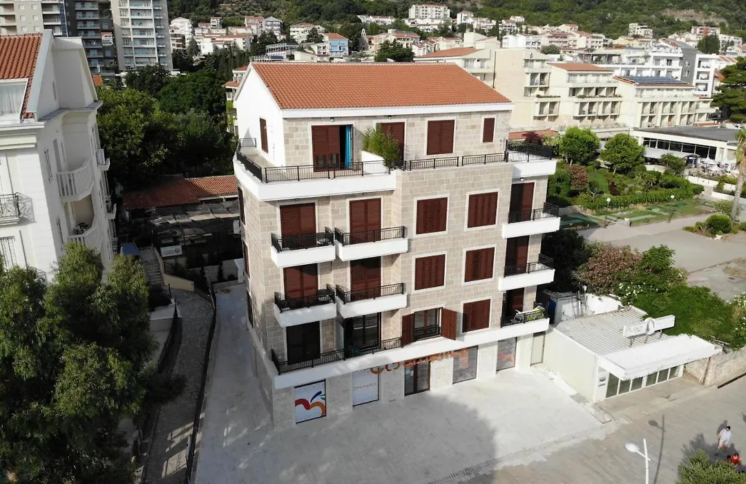 Seafront Apartments Petrovac-1
