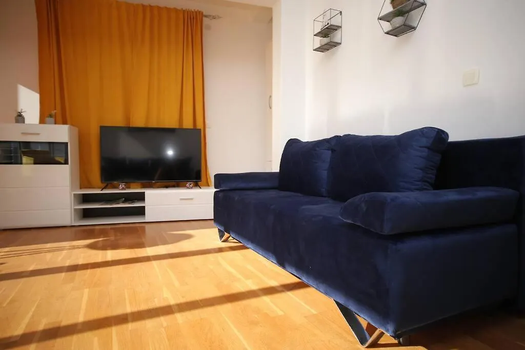 Modern 1 Bedroom Apartment With Amazing Sea View-1