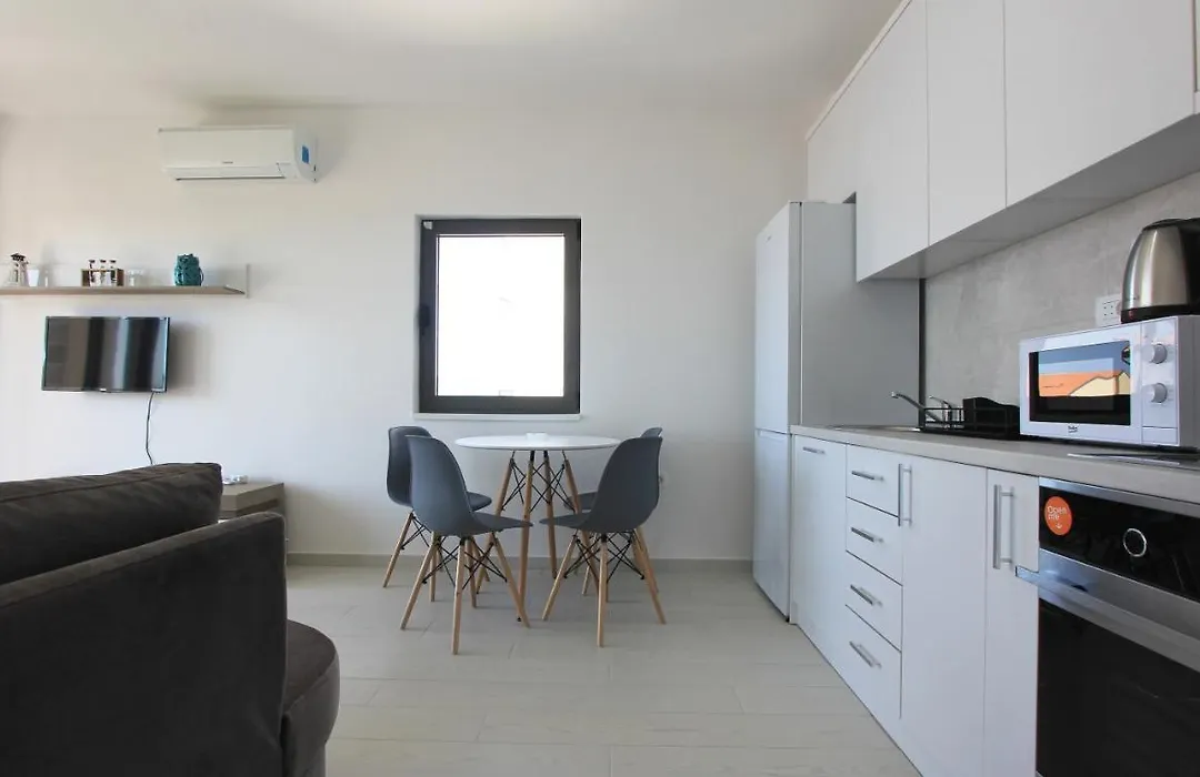 The Apartment Of The Rising Sun By Cmm-1