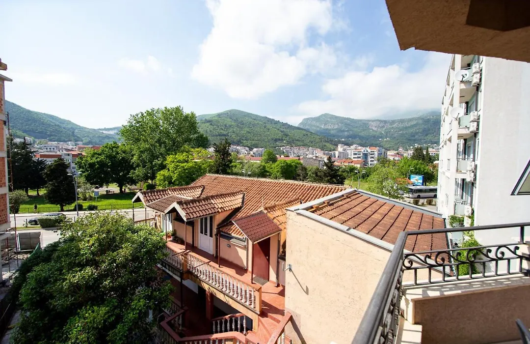Sunsea Apartments-1