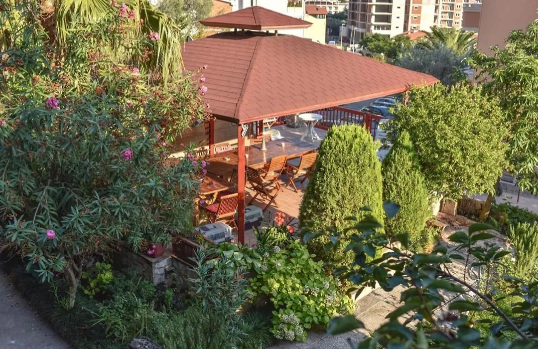 Vila Mila-1