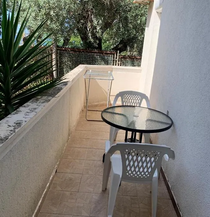 Apartman Labovic Becici-1