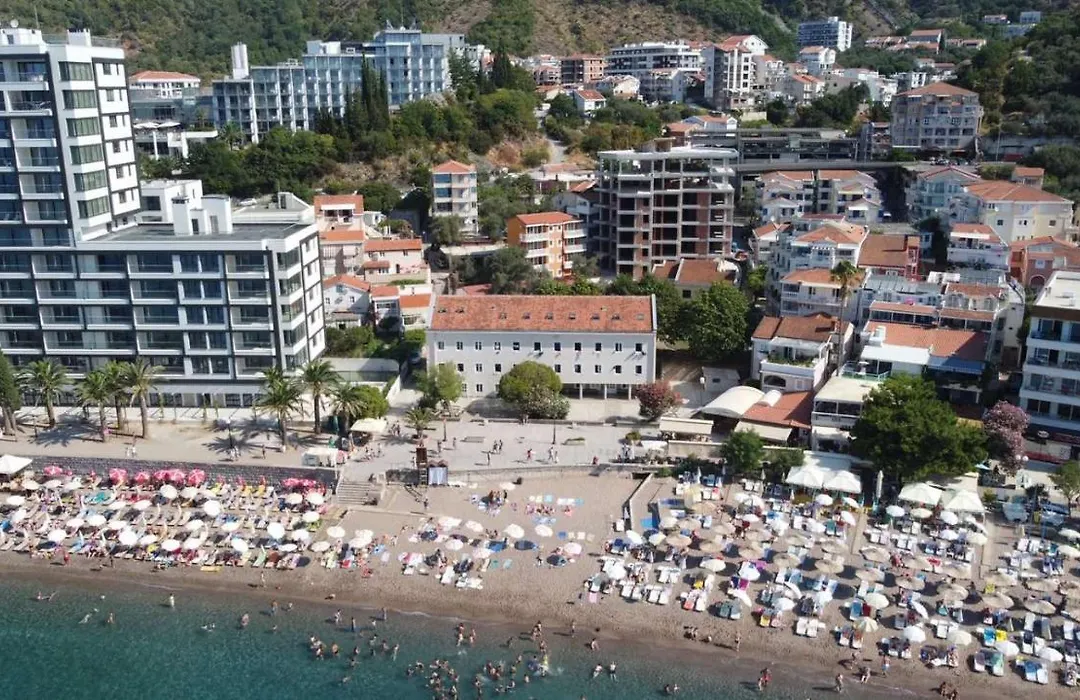Apartments Djuro Rafailovic-1