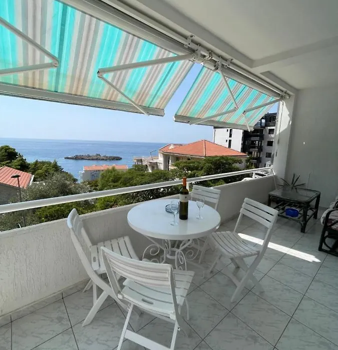 Sea View Apartment-1