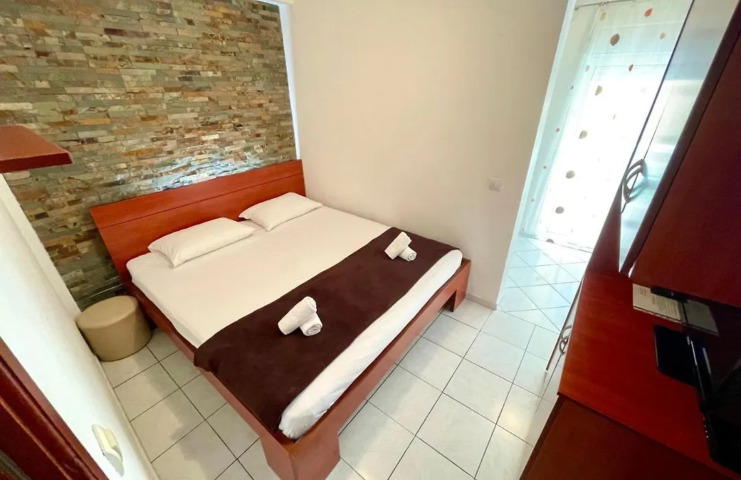 Guesthouse Ljiljana-1