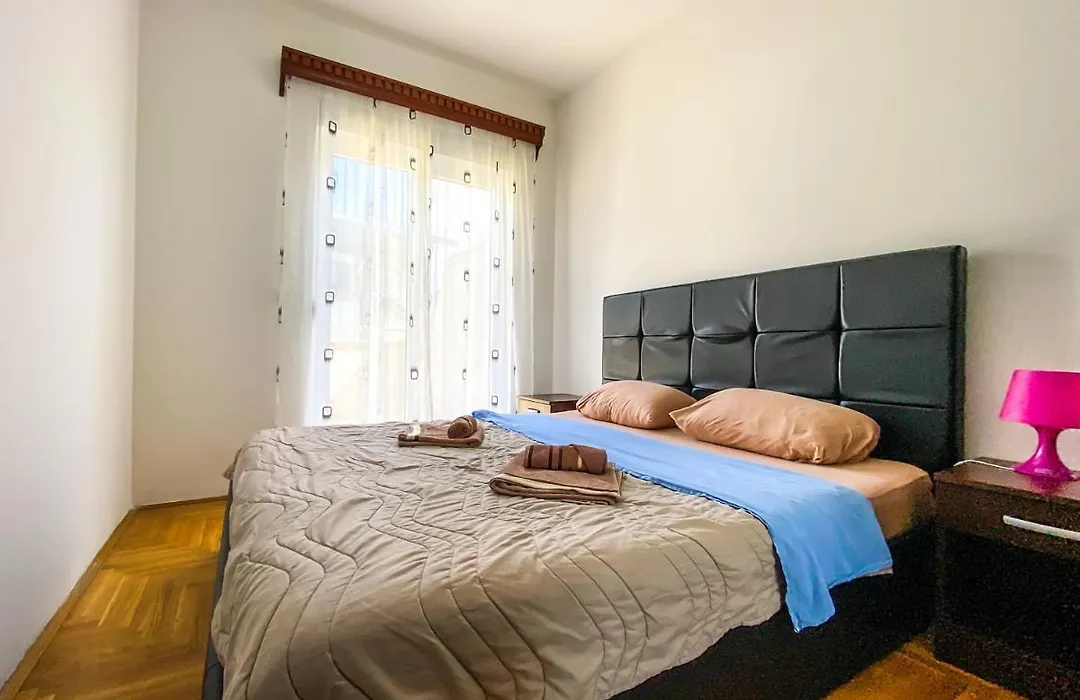 Apartments Luka Bu2-1