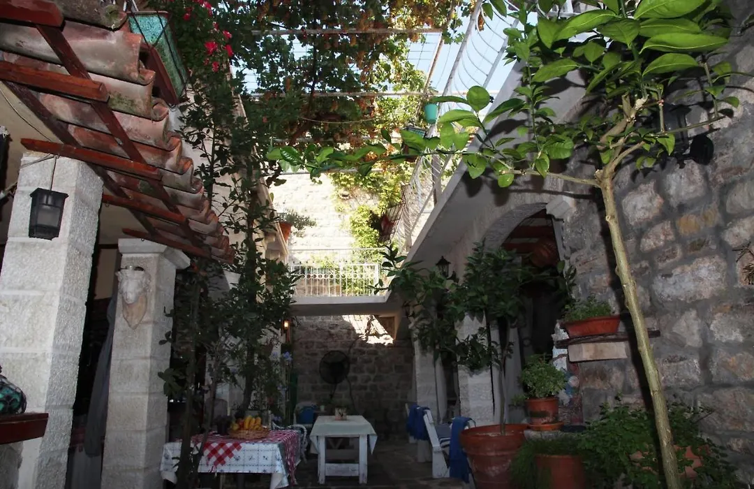 Best Location Old Town Budva Rooms-1