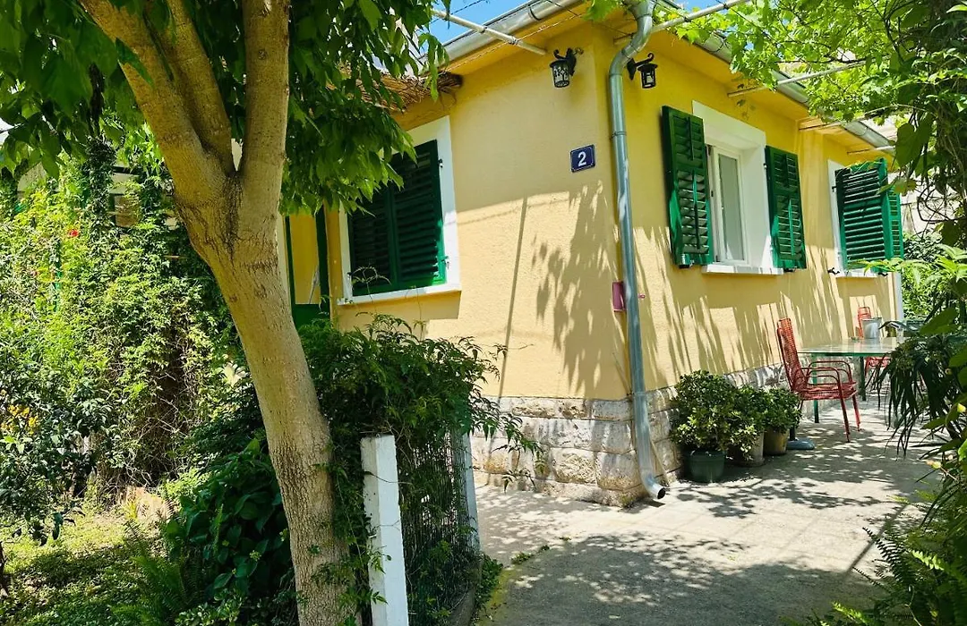 Holiday Home Vesna-1