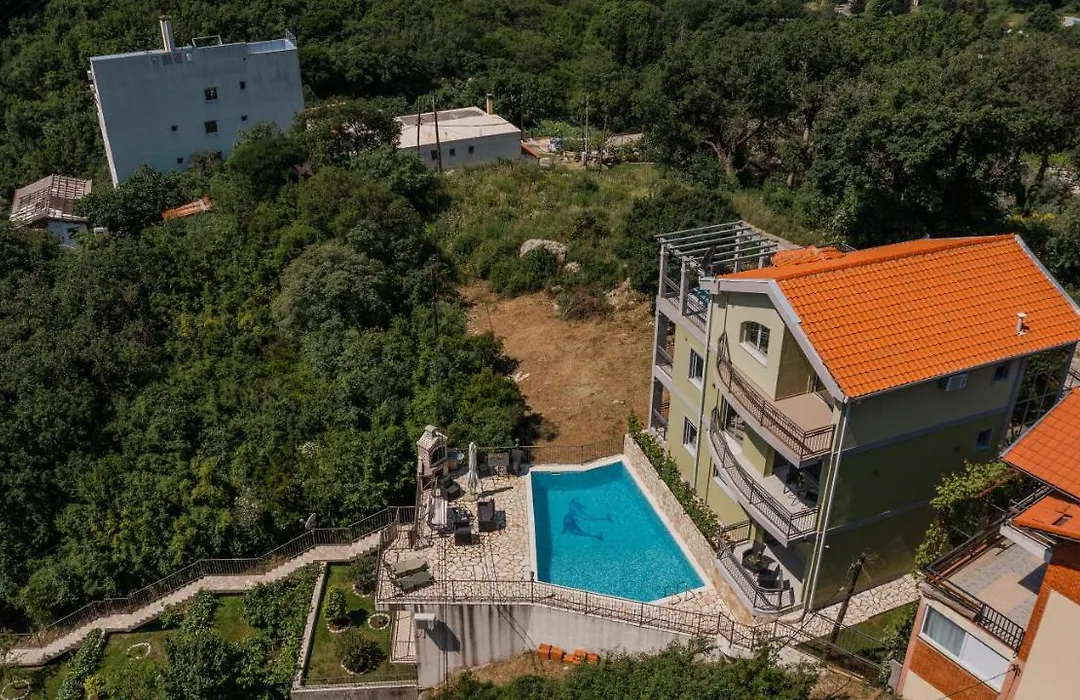 Villa Montenegrina-1