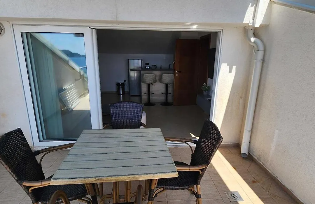 Vila Mitrovich-1