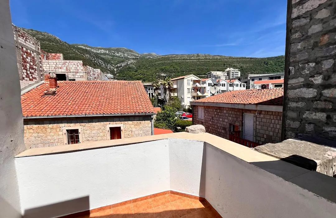 Apartments Lido Petrovac-1