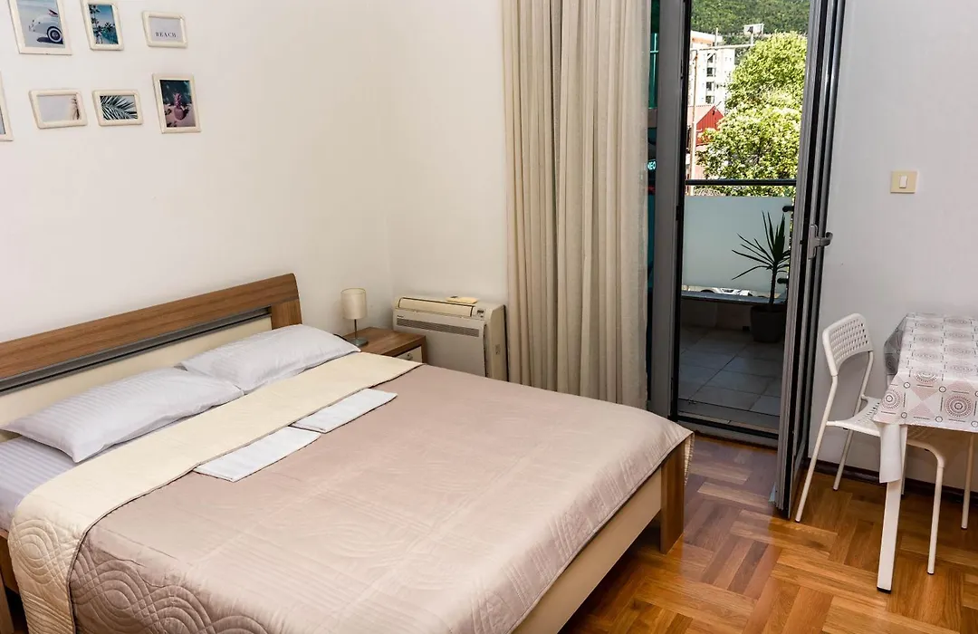 Bobo Apartment-1