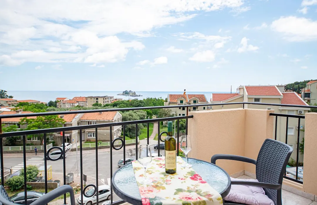 Apartments Vjera Petrovac-1