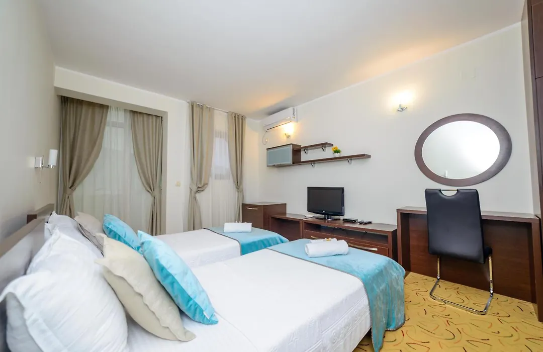 Hotel Odissey Jaz-1