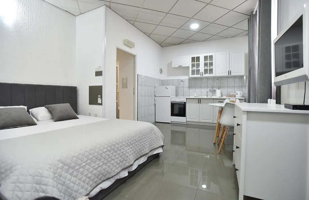 Apartment Stari Grad-1