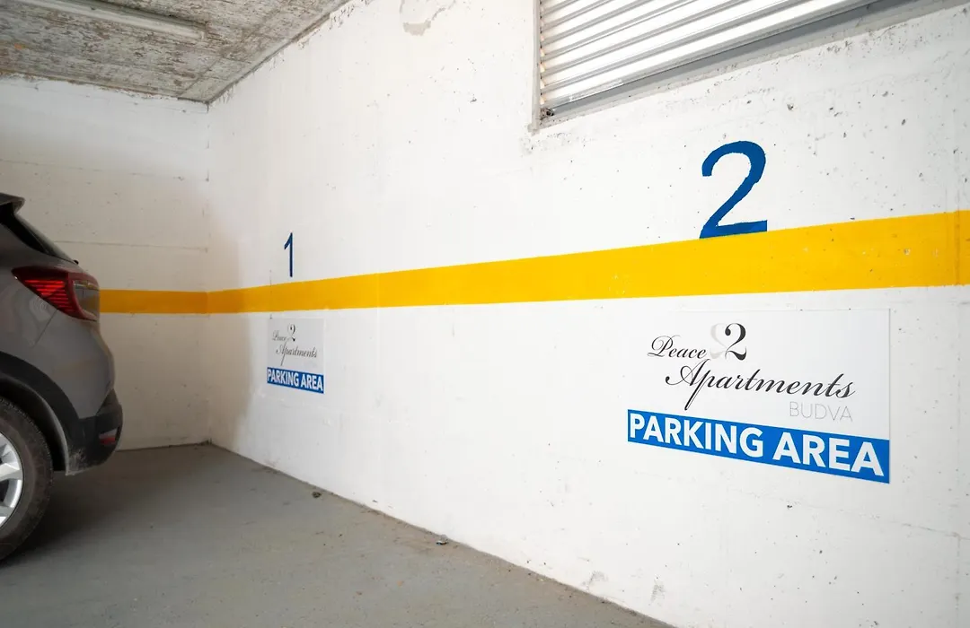 Peace 2 Apartments With Parking-1