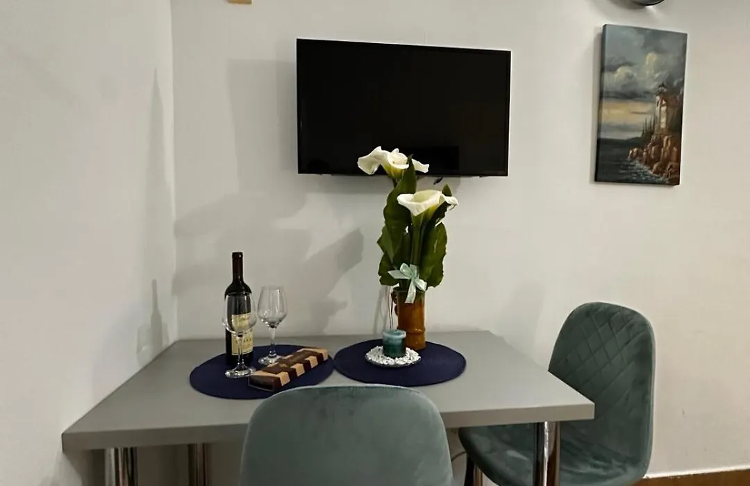 Studio Apartmani Ljubica-1