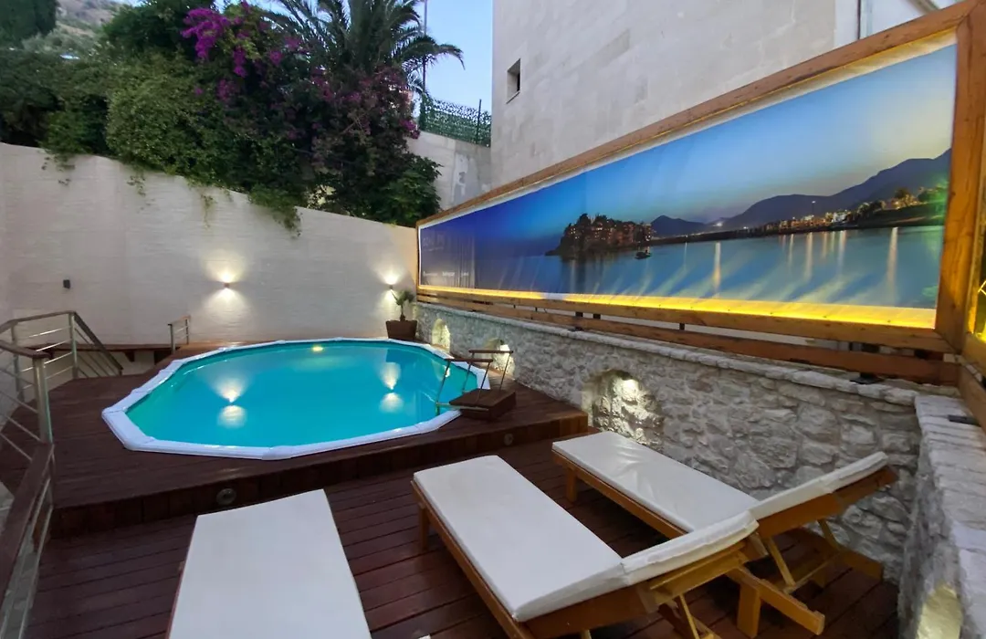 Dzaleta Boutique Suites & Pool-1